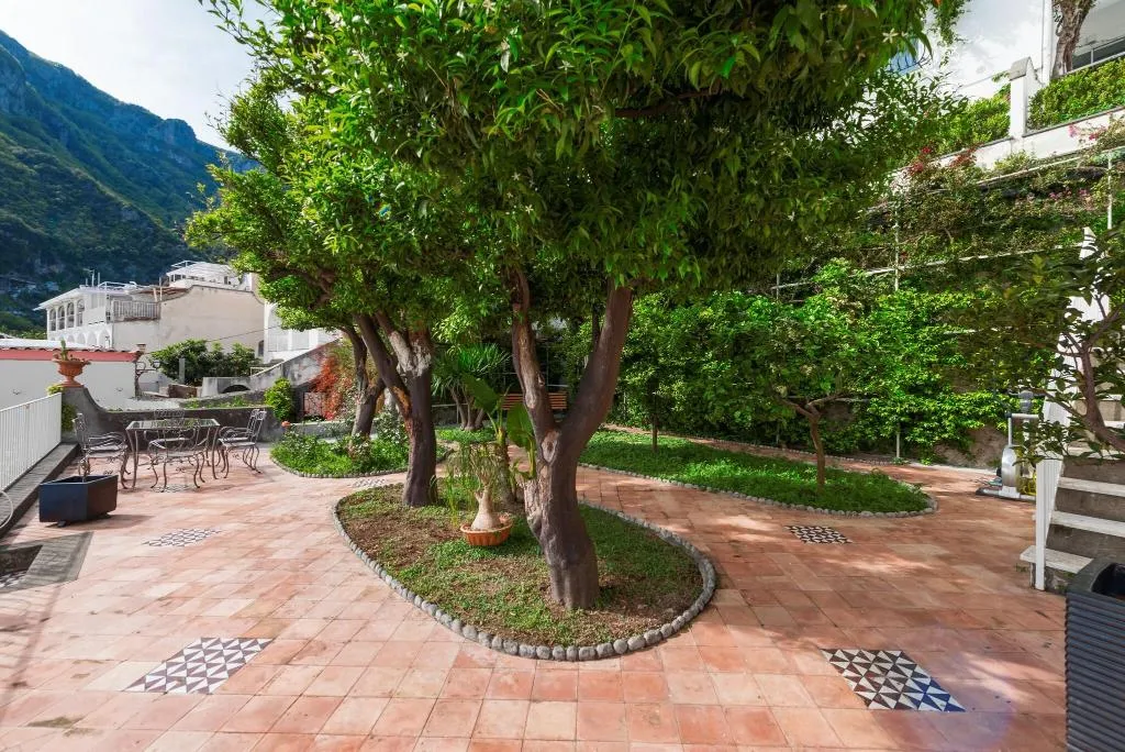 Terrace, Villa Magia, Naples