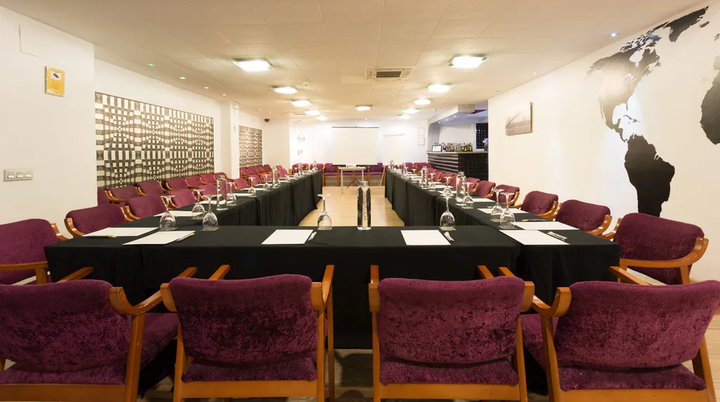 Conferences, Hotel Familia Conde, Costa De La Luz