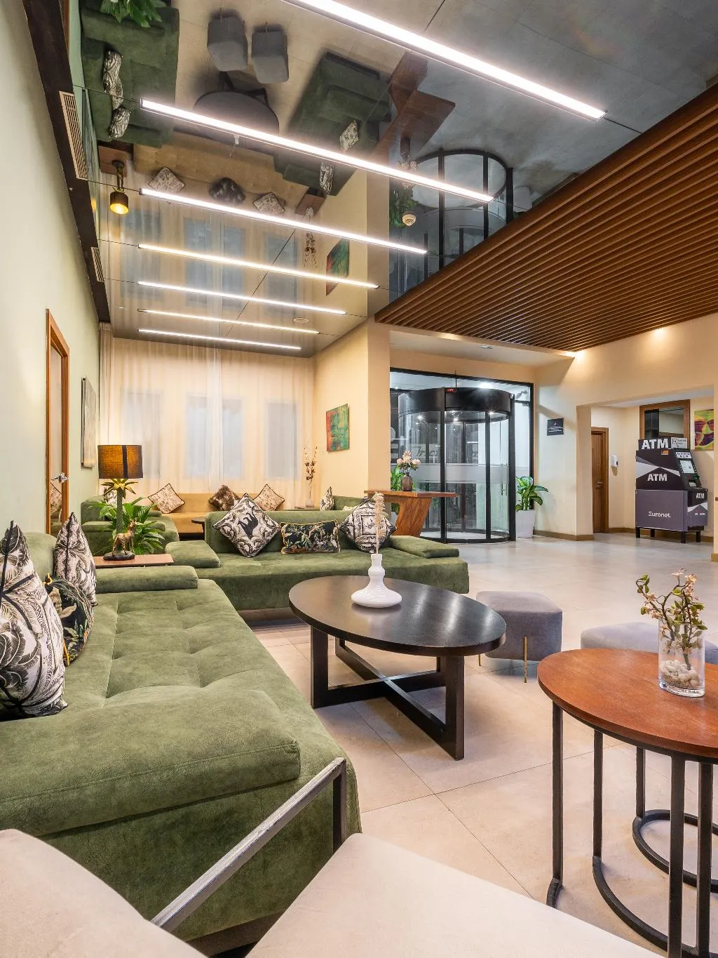 Lobby, Kenzi Basma, Casablanca