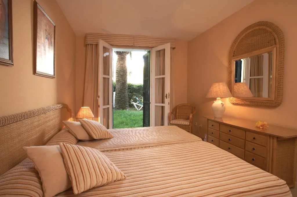 APARTMENT CAPACITY 6 TWO BEDROOMS Room, Ona Alanda Club Marbella, Costa Del Sol