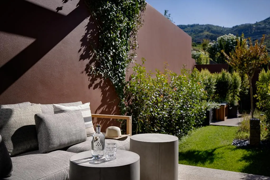 SUITE ONE BED Room, Six Senses Douro Valley, Porto