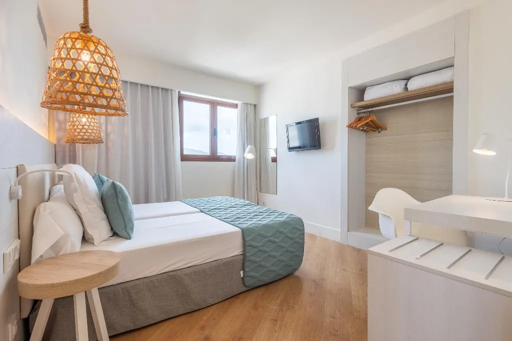 QUADRUPLE COMFORT Room, Leonardo Royal & Suites hotel Ibiza Santa Eulalia, Ibiza