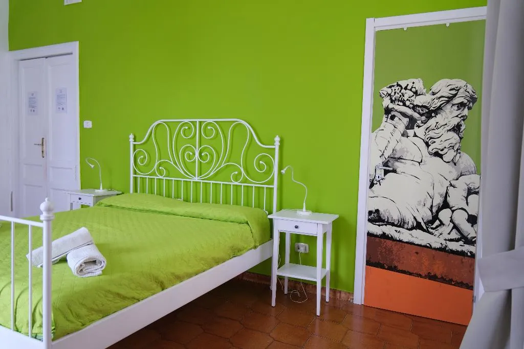 QUADRUPLE CLASSIC DELUXE Room, B&B Tarumbò, Naples