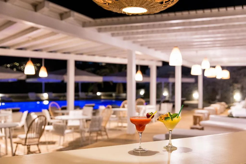 Bar, Osom Resort, Mykonos