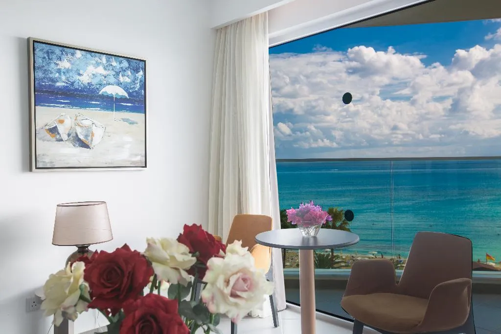 SUITE STANDARD Room, Vassos Nissi Plage Hotel & Spa, Cyprus