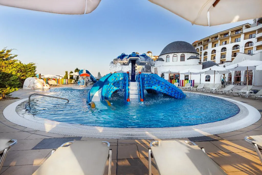 Pool, Alua Helios Bay, Bourgas