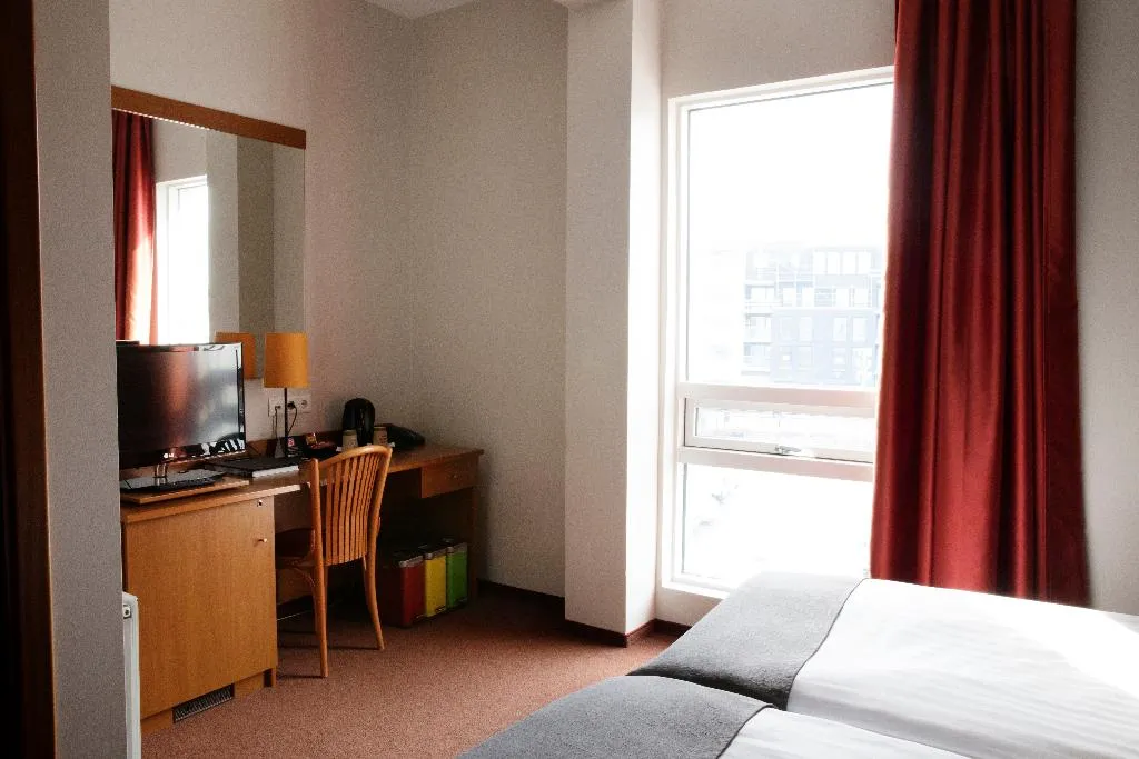 TWIN STANDARD Room, Fosshotel Baron, Reykjavik