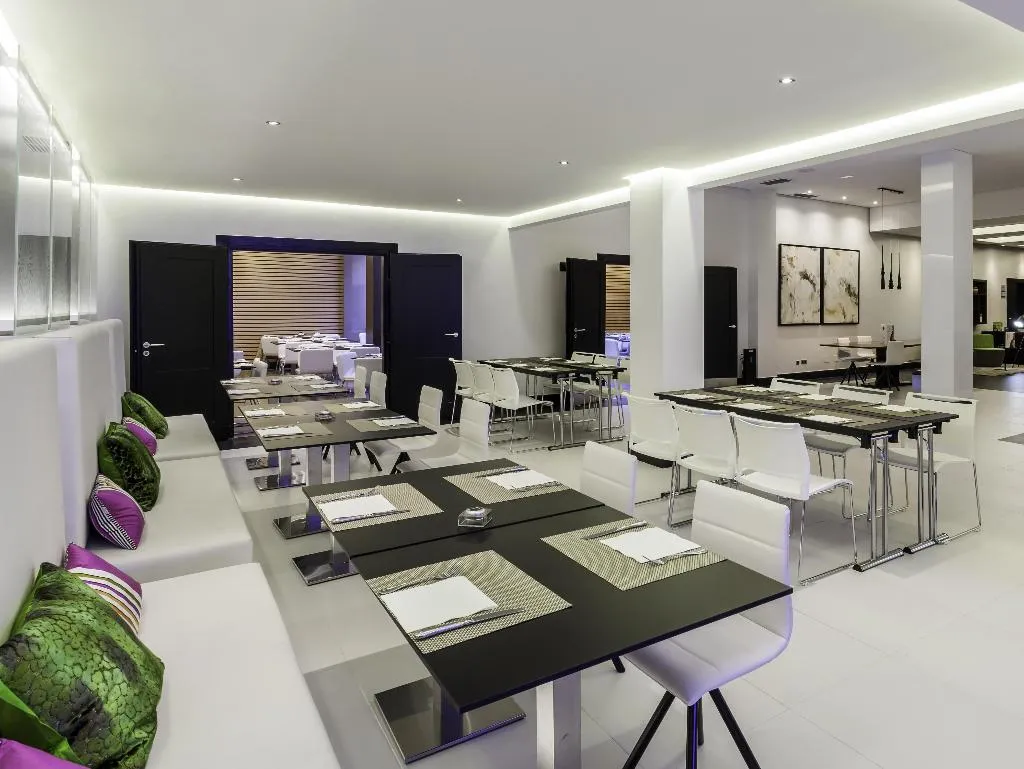 General view, Ilunion Suites Madrid, Madrid