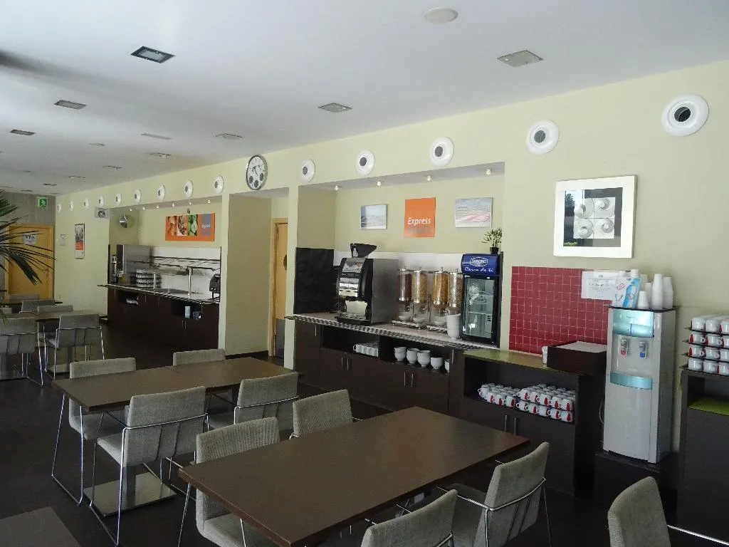 Restaurant, Holiday Inn Express Barcelona - Sant Cugat, Barcelona