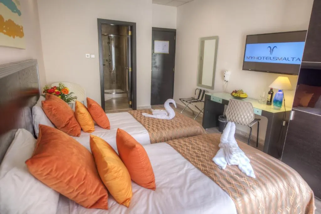 DOUBLE SEA VIEW Room, St. Julian's Bay Hotel, Malta