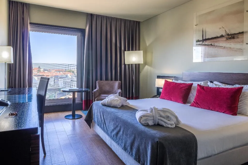 DOUBLE PREMIUM Room, Melia Ria, Algarve