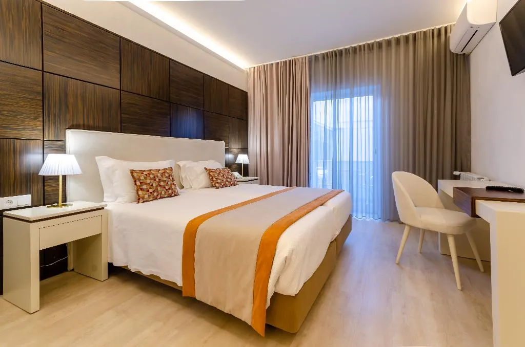 General view, Hotel Lido, Lisbon