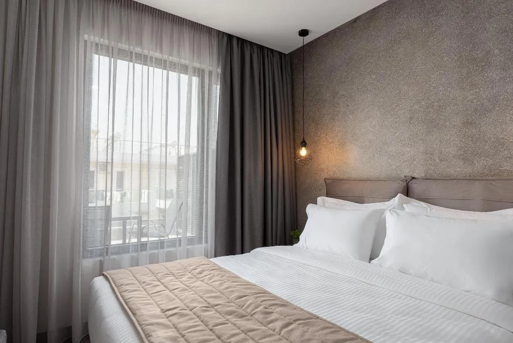 Room, Athenian Spirit, Athens
