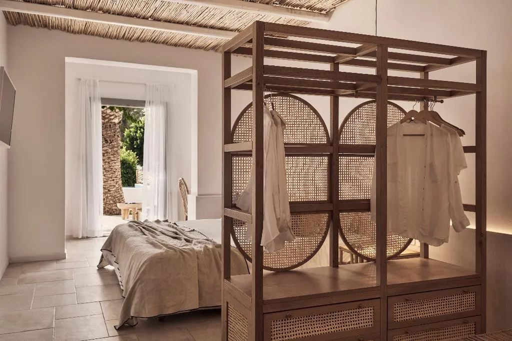 SUITE DELUXE Room, Dionysos sea side resort, Santorini
