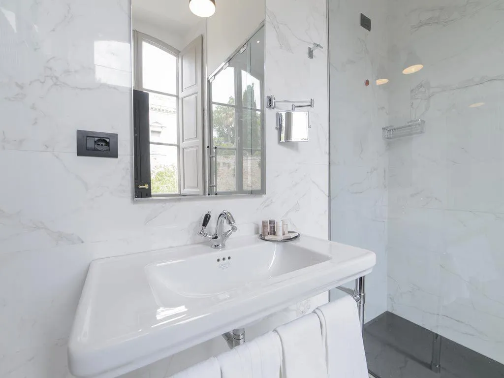JUNIOR SUITE CITY VIEW Room, Roma Luxus Hotel, Rome