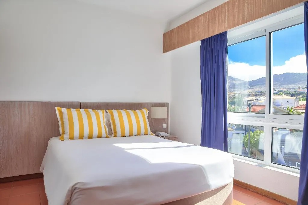 Double or Twin STANDARD Room, Praia Dourada, Porto Santo