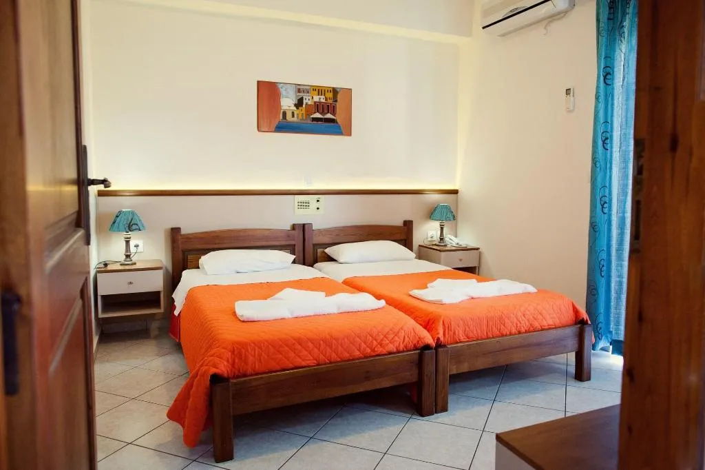 Room, Niriides Hotel, Crete