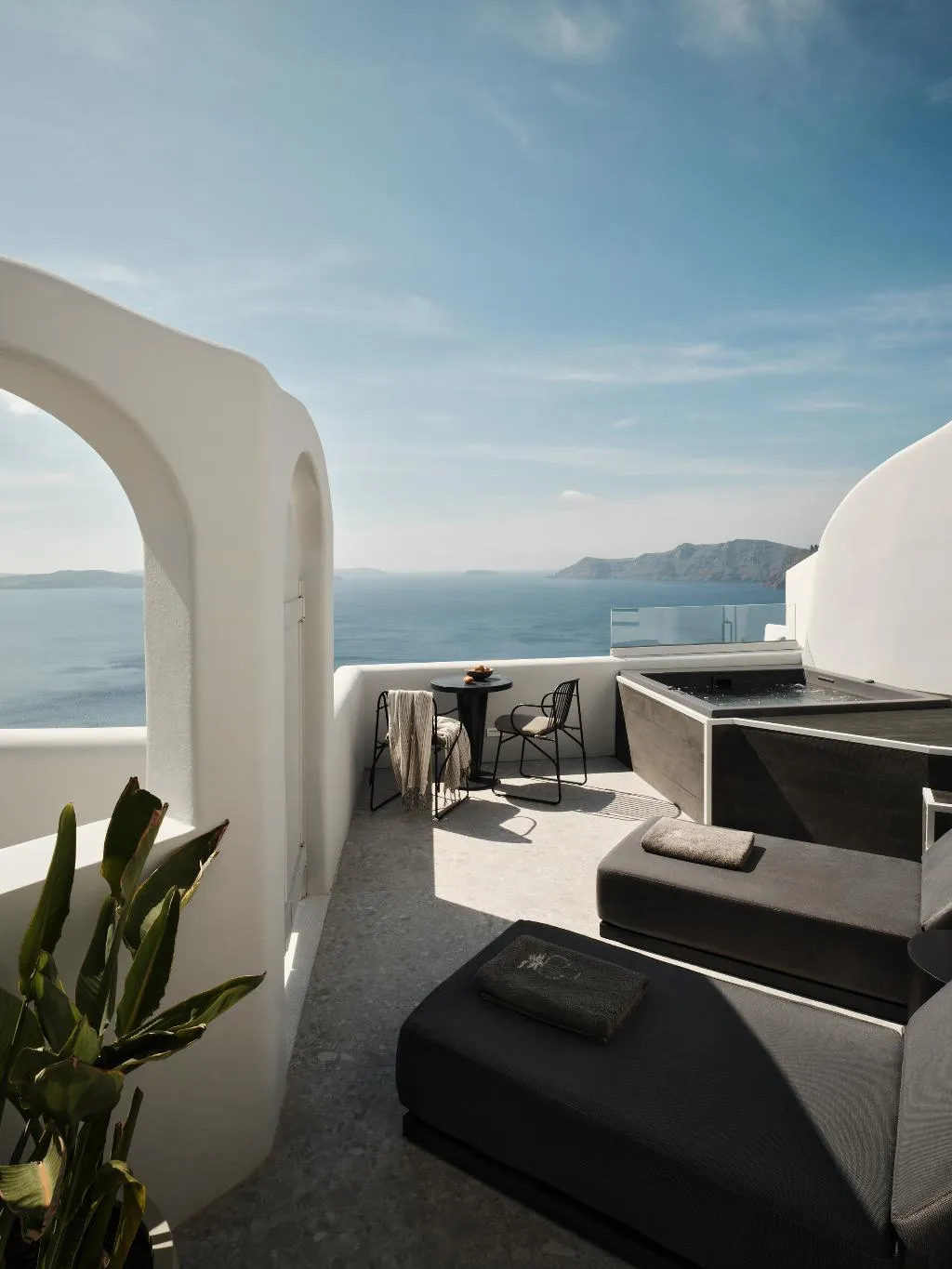 JUNIOR SUITE SEA VIEW Room, Hom Santorini, Santorini