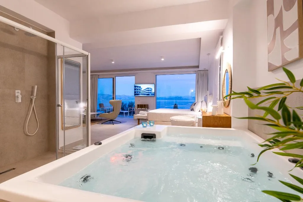 SUITE WITH JACUZZI Room, Achillion Luxury Corfu Villa, Corfu