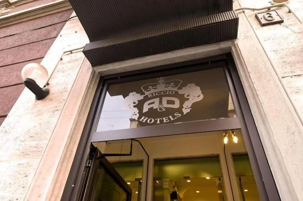 General view, Hotel Sabatino, Milan