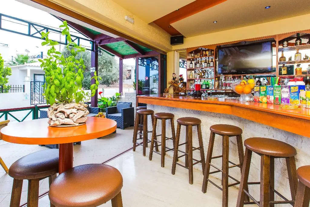 Bar, Litsa Studios, Crete