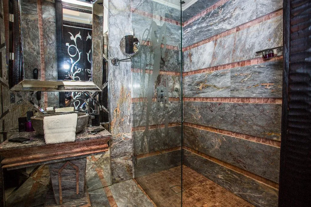 DOUBLE SINGLE USE PARK VIEW Room, Royal Castle Design & Spa, Bourgas