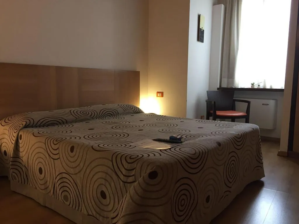 Room, Locanda Al Moro, Catania