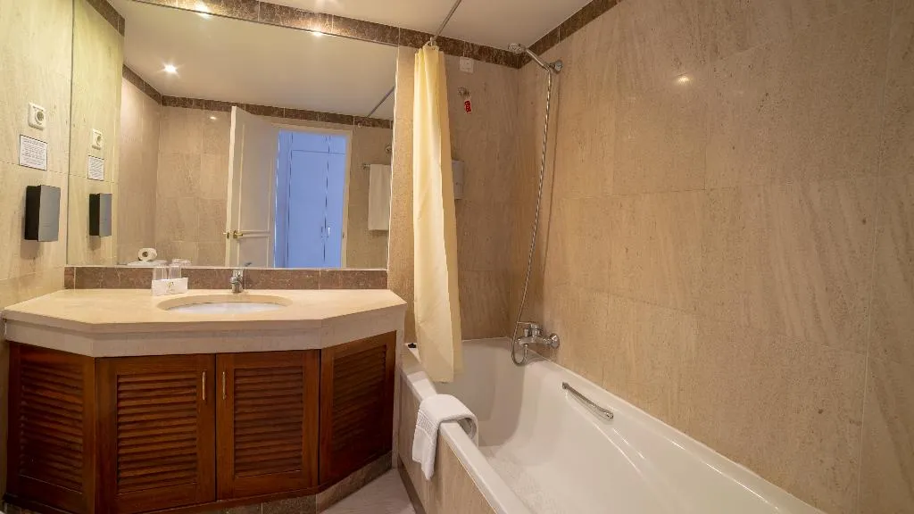 APARTMENT POOL VIEW ONE BEDROOM Room, Vila Petra, Algarve