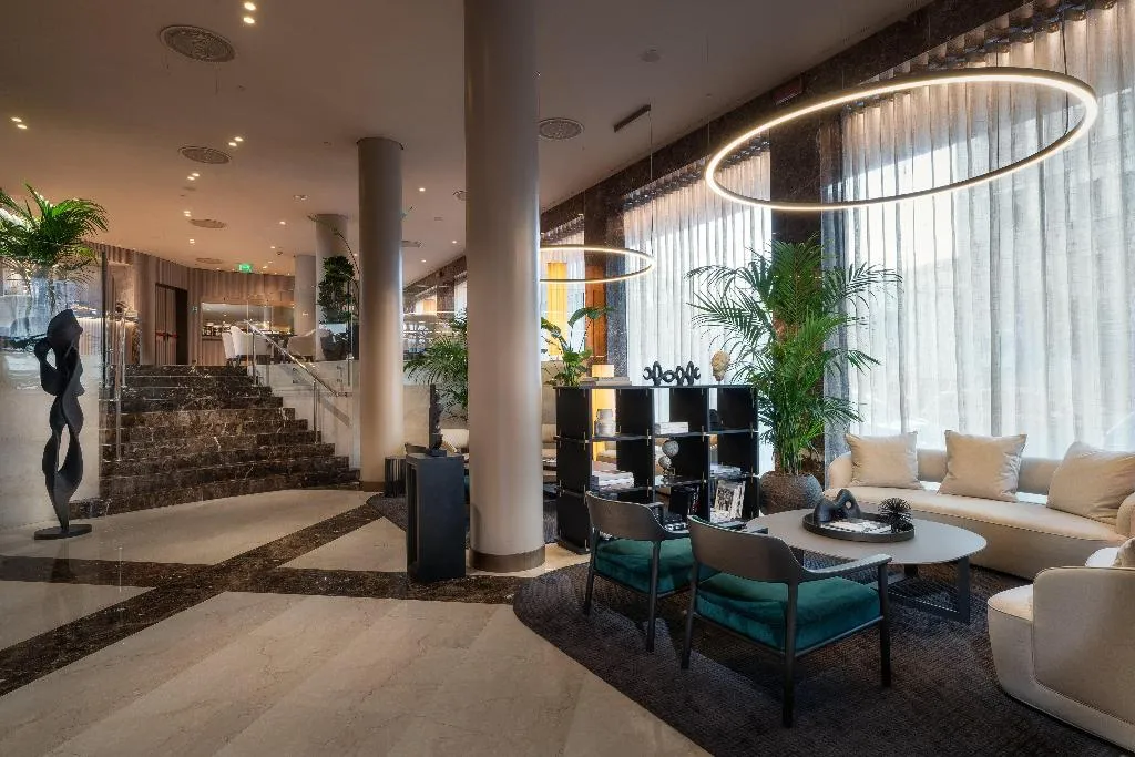 Lobby, Crowne Plaza Milan City, Milan