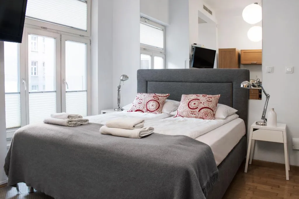 STUDIO CAPACITY 2 Room, Yourplace Biskupia Apartments, Krakow