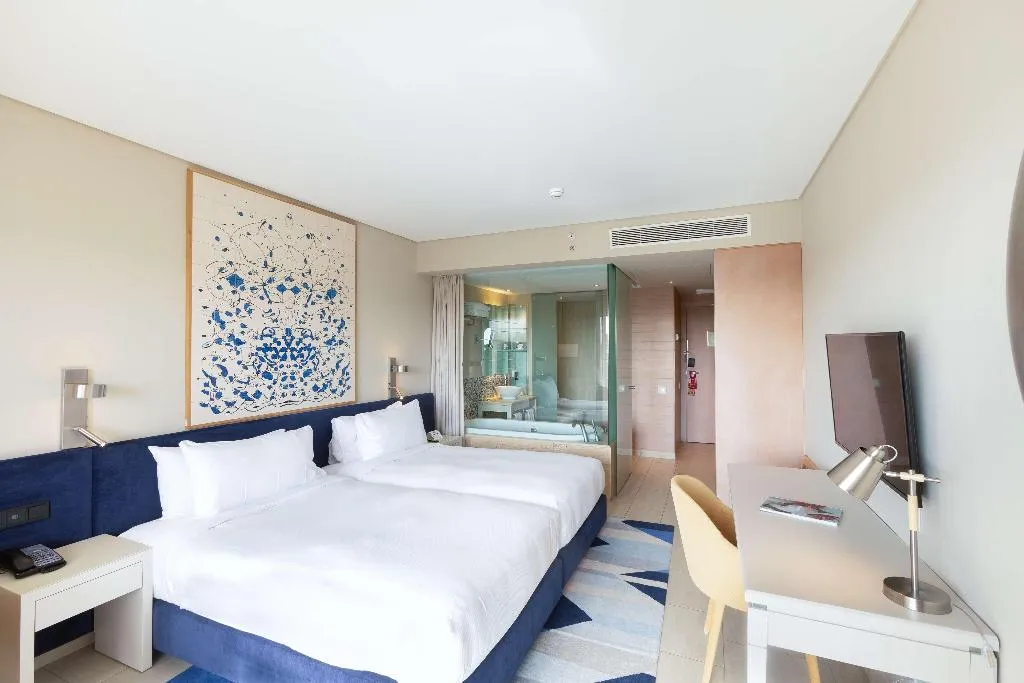 TWIN DELUXE GOLF VIEW Room, Hilton Vilamoura As Cascatas Golf Resort & Spa, Algarve