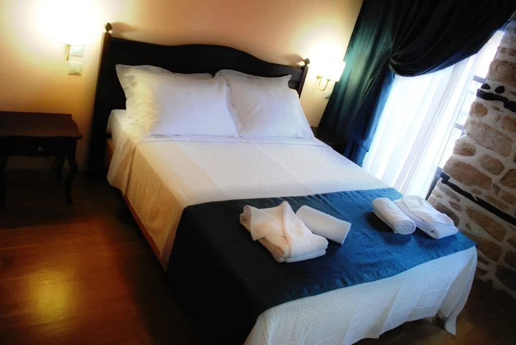 TRIPLE STANDARD Room, Mansion Chorostasi, Halkidiki