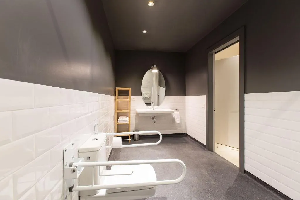 Room, Izaila Plaza Catalunya, Barcelona