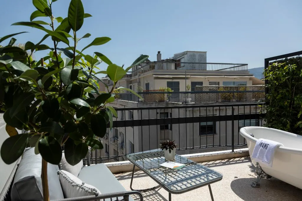 DOUBLE DELUXE Room, PAME House, Athens