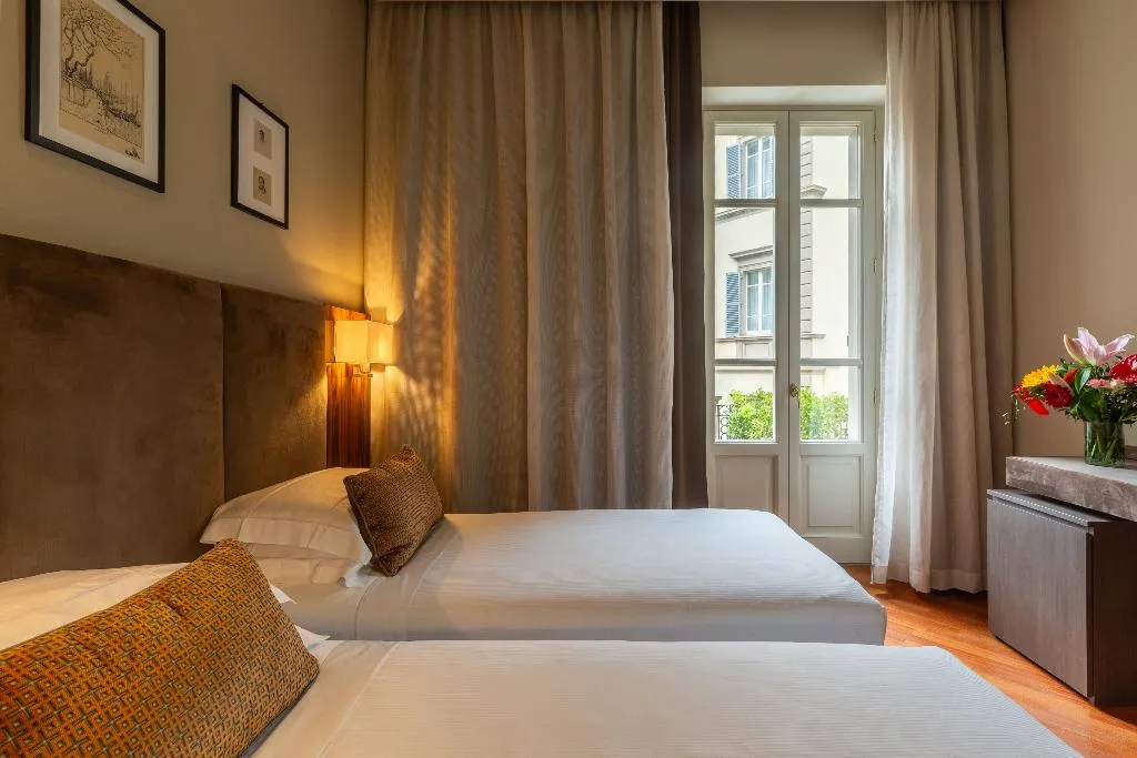 DOUBLE WITH TERRACE Room, Embassy, Florence