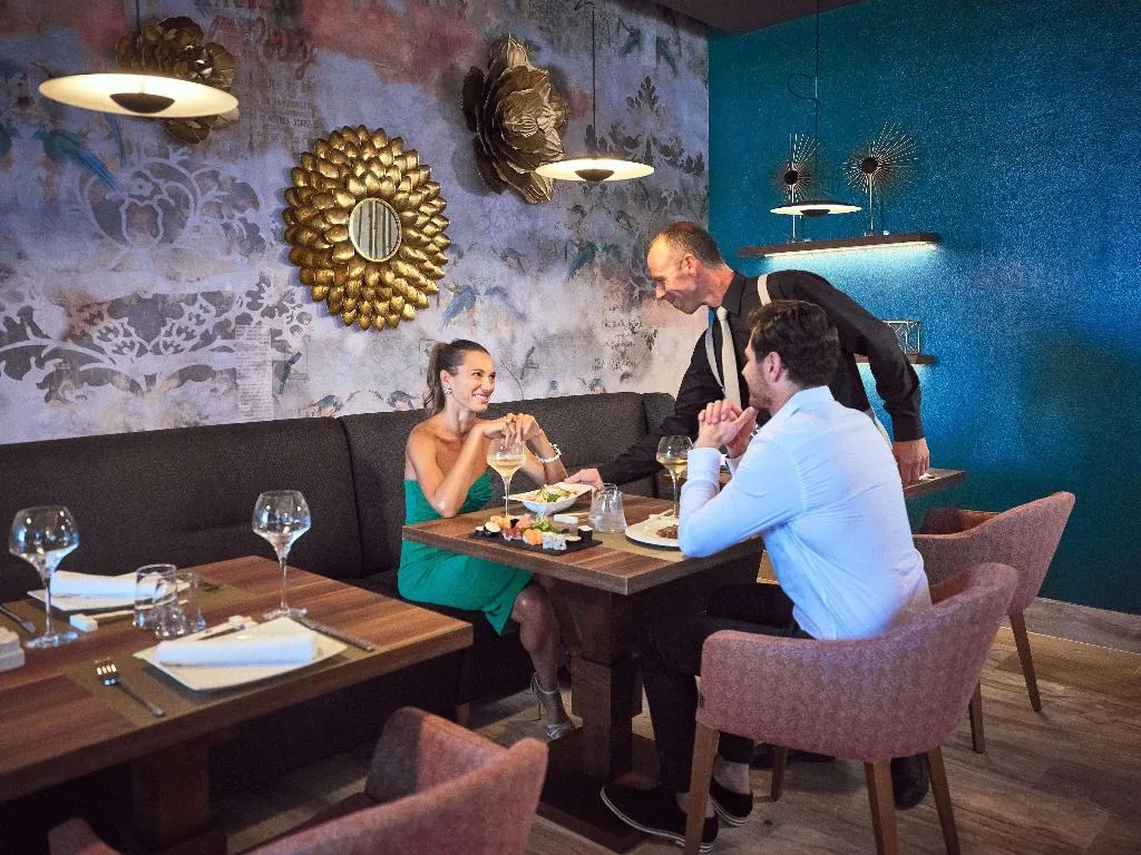 Bar, Zafiro Palace Palmanova, Majorca