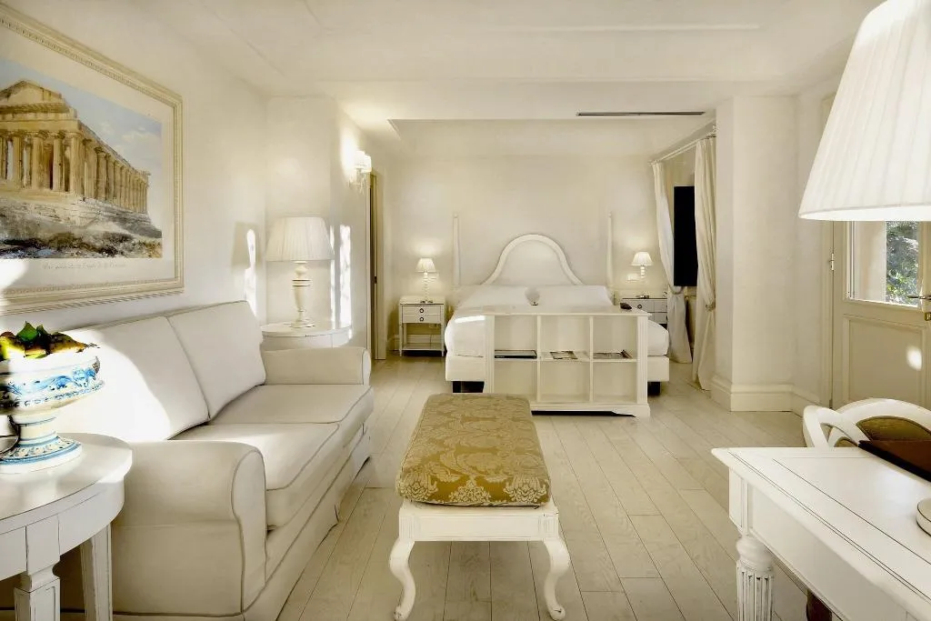 JUNIOR SUITE KING SIZE BED Room, Villa Athena, Catania