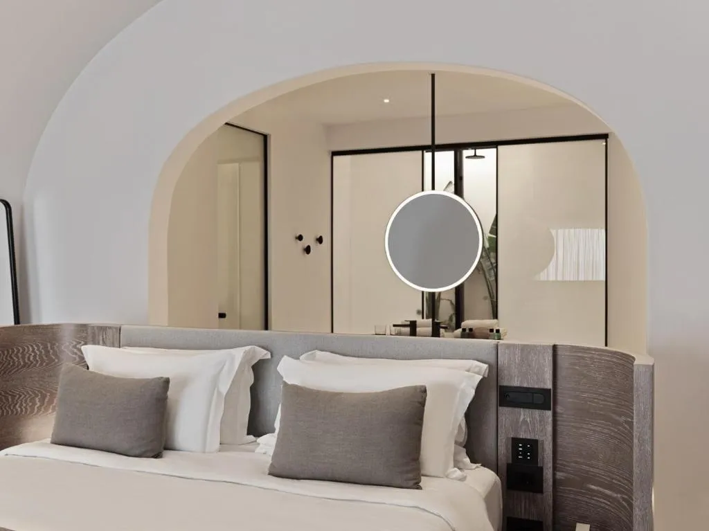 VILLA THREE BEDROOMS Room, Canaves  Epitome, Santorini
