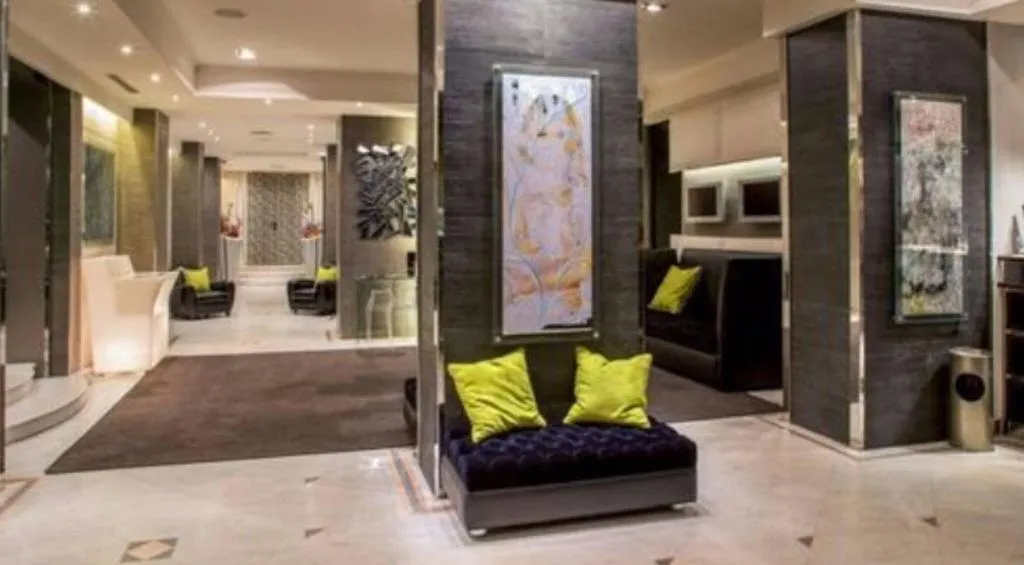Lobby, Ariston, Rome