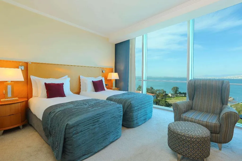 Room SEA VIEW Room, Wyndham Grand Izmir Ozdilek Thermal & Spa, Izmir