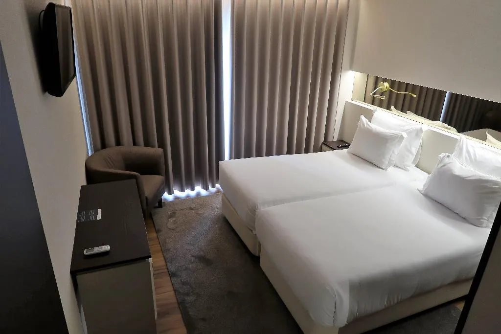 TWIN STANDARD Room, Cristal Setubal, Lisbon