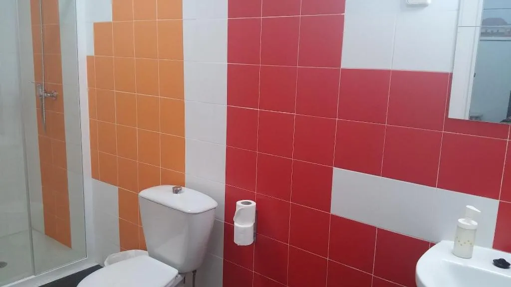 Room, El Sueño del Quijote, Madrid