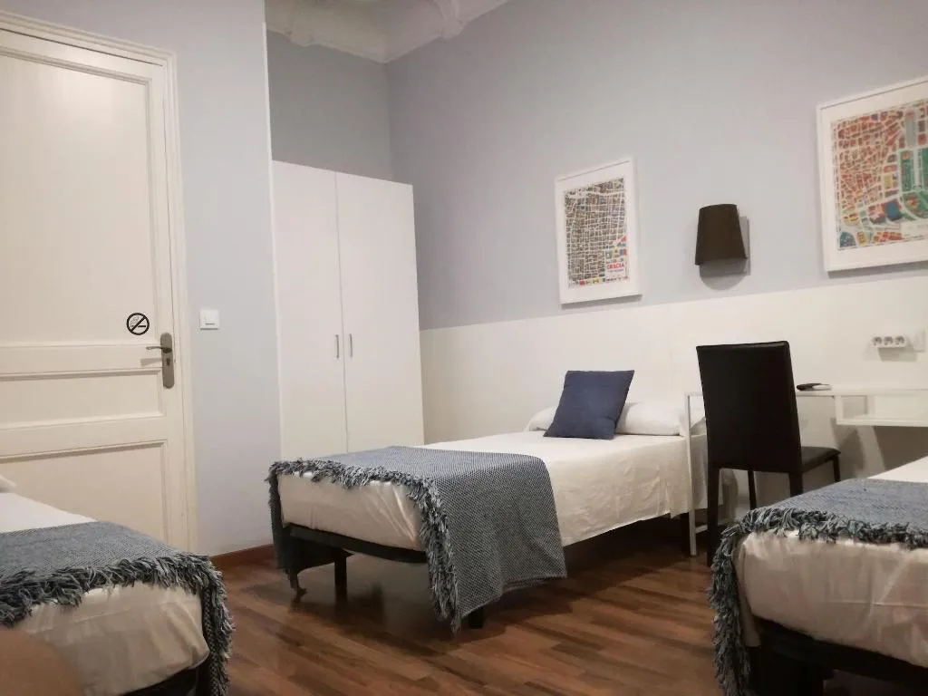Room, Hostal Lesseps, Barcelona
