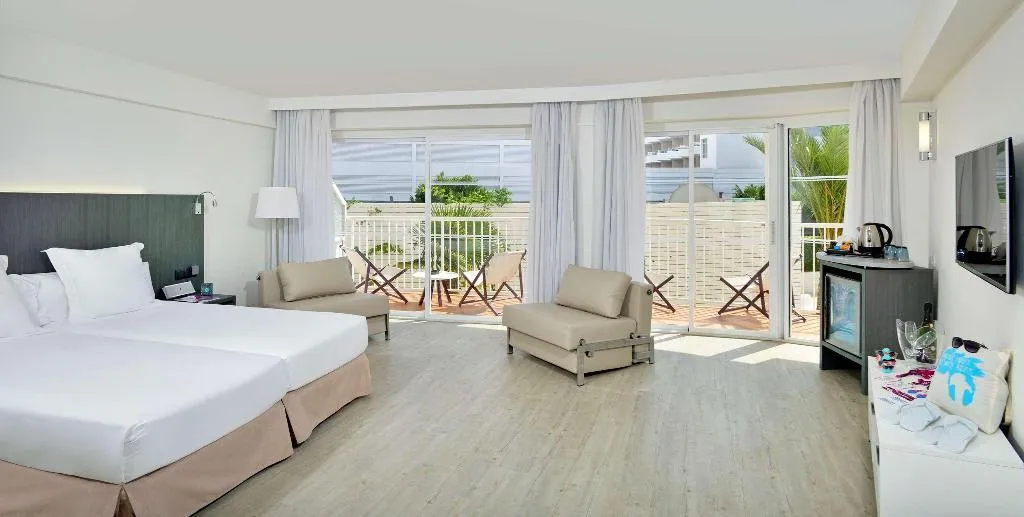 Room, Sol House Mallorca, Majorca