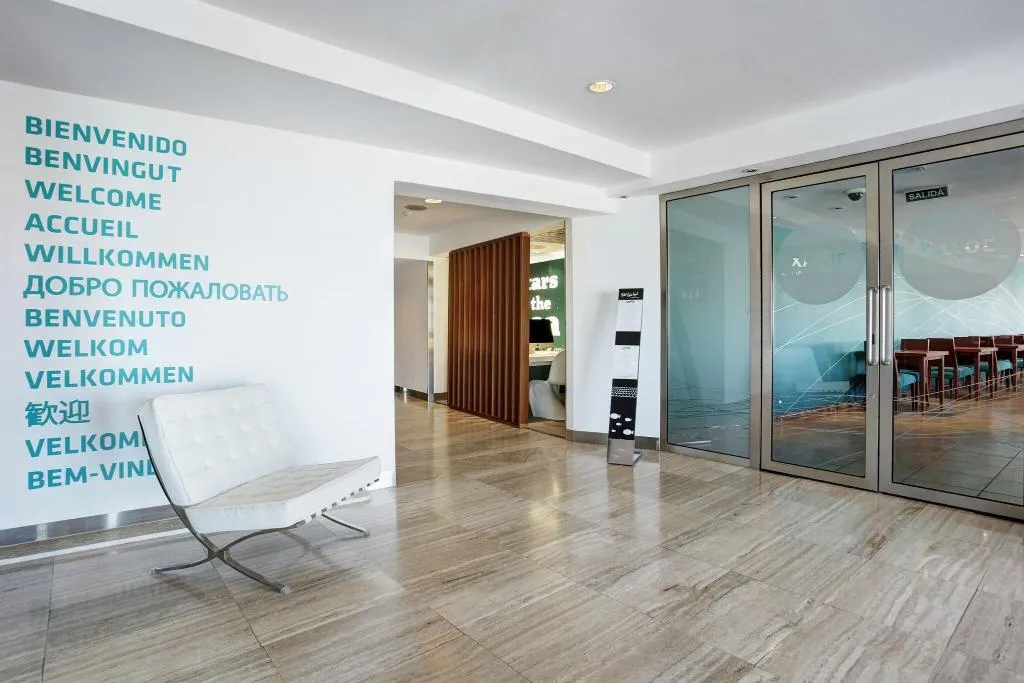 Lobby, Costa Azul, Majorca