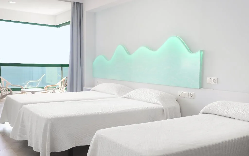 Double or Twin CAPACITY 3 Room, Benikaktus, Costa Blanca