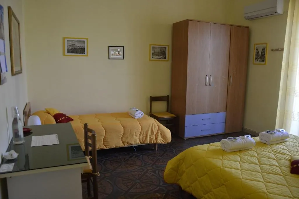 Room, B&B La Fenicia, Palermo