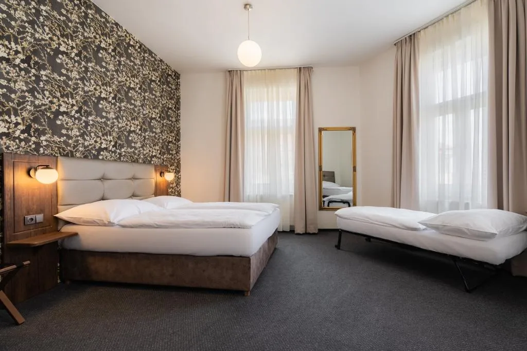 FAMILY ROOM STANDARD Room, EA Hotel Victoria, Prague