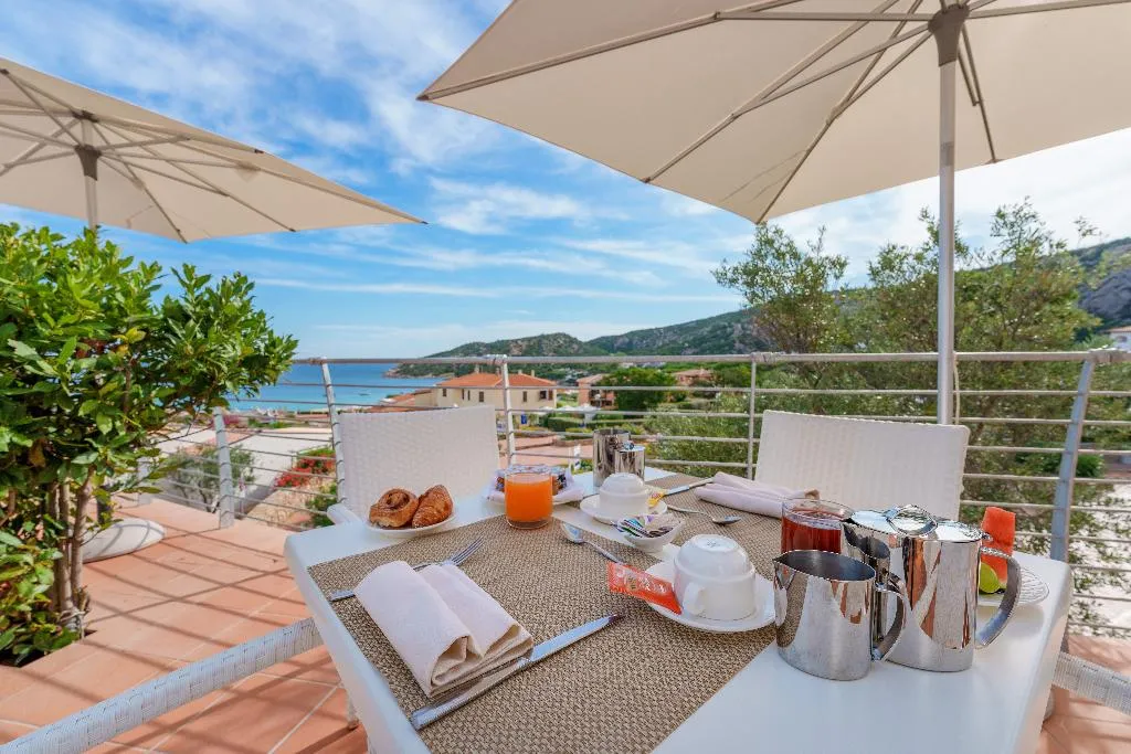 Terrace, Punta Est, Olbia