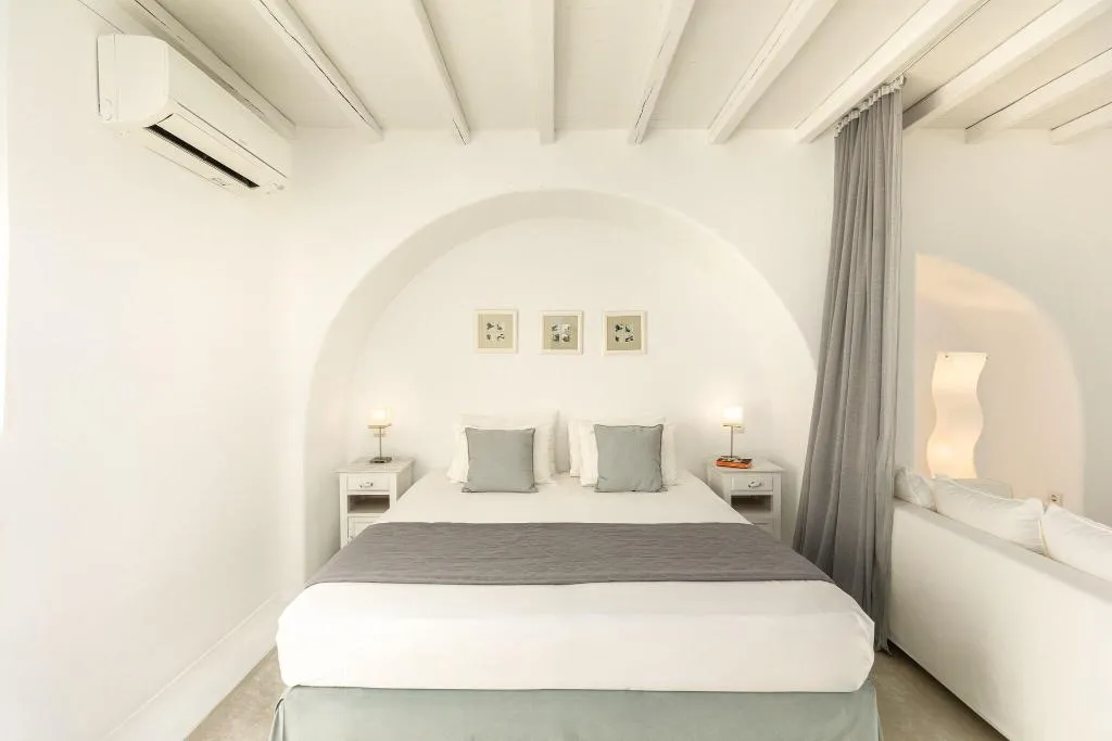 JUNIOR SUITE WITH DOUBLE BED Room, Corfos Hotel, Mykonos